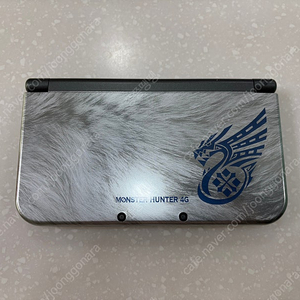 닌텐도 뉴3DS XL 몬스터헌터 에디션 정발