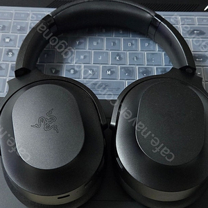 Razer Barracuda Pro 헤드셋 팝니다