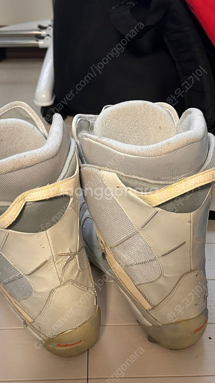 스노우보드 풀세트 판매합니다! (데크 + 바인딩 + 부츠 + 가방)--3