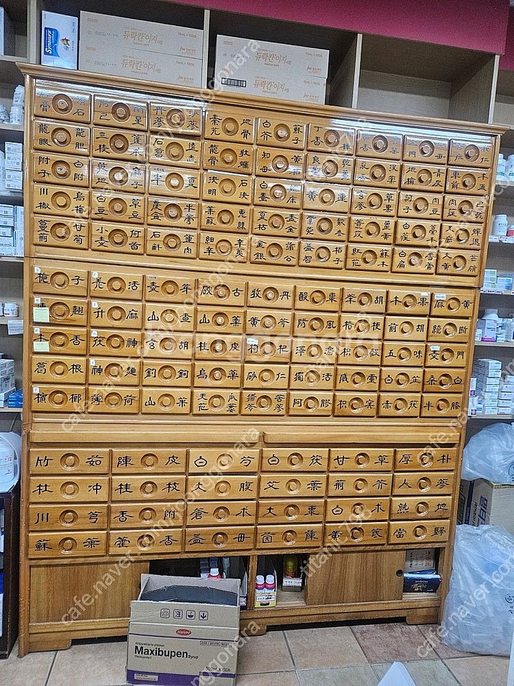 옛날 한약장 수납장 팝니다--0