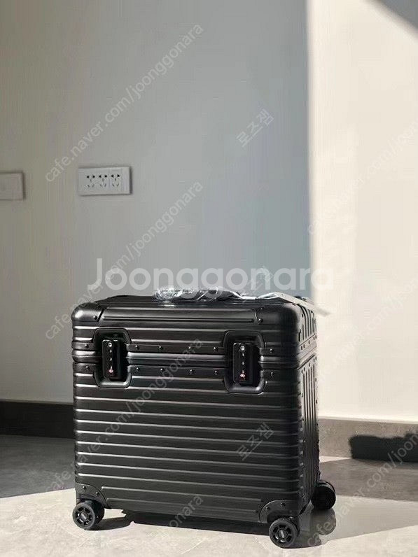 (실사포함) 블랙/실버 리모와 파일럿 20인치 기내용 ...--1