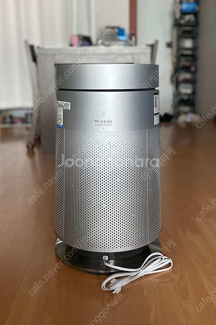 LG 퓨리케어 360 공기청정기 1단(실버 색상) 팝니...--1