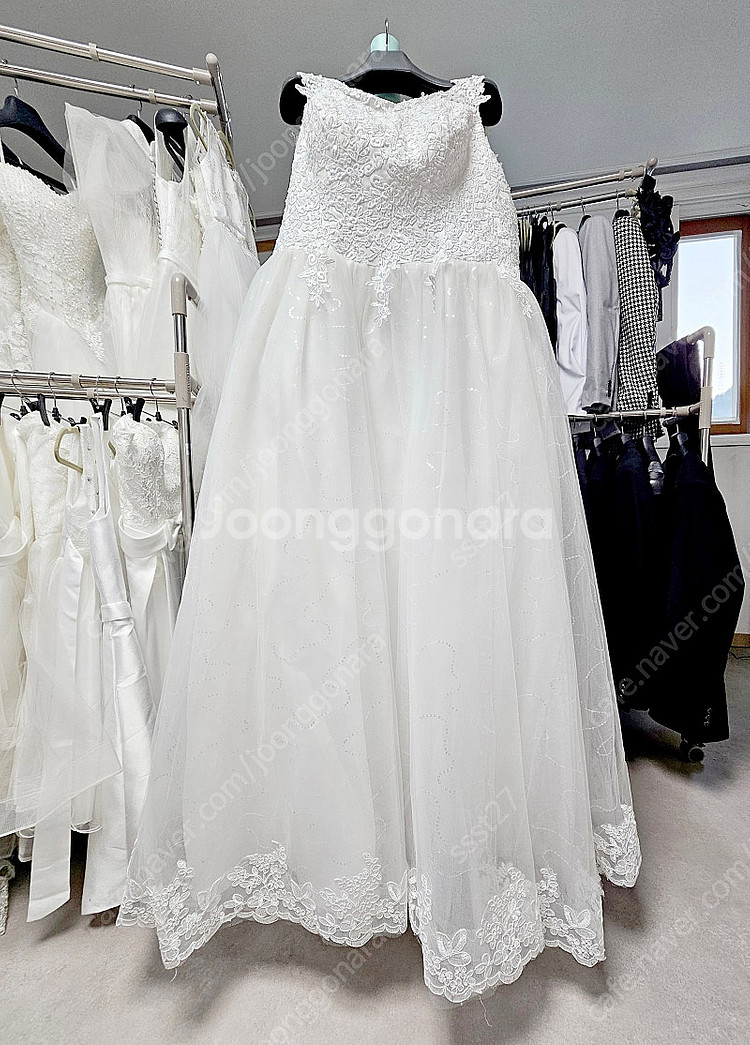 웨딩 드레스(성인.소녀.어린이)용 29벌--2
