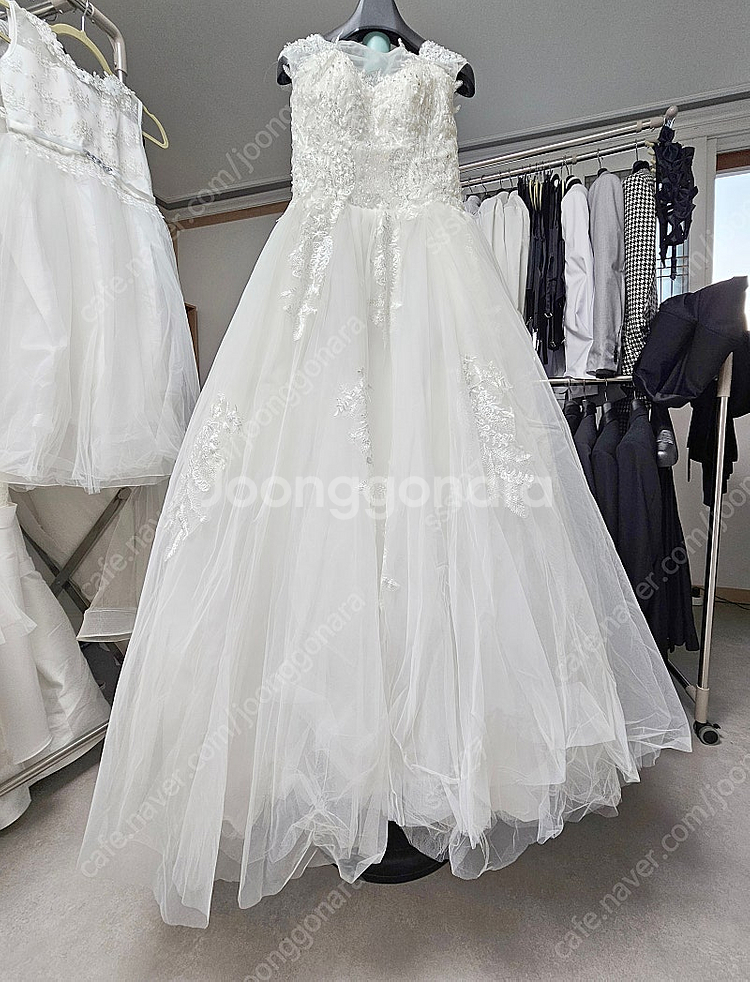 웨딩 드레스(성인.소녀.어린이)용 29벌--7