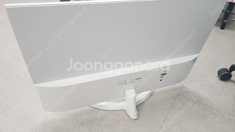 LG 32인치 모니터 화이트 (2개) 32MP58HQW--1