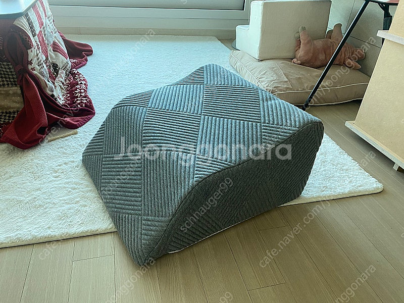 잠스쿨 붓기제거 다리배개(거의새것)--0