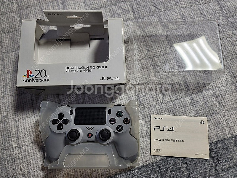 PS4용 듀얼쇼크4 20주년판--1