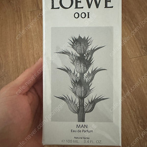 로에베 향수 001 맨 오드 퍼퓸 100ml 새상품 팝니다.