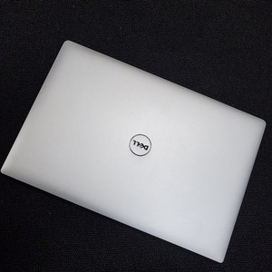 DELL 델 XPS 15 P56F 노트북 ( i7 6700 / 16G / SSD 500GB / GTX960) 팝니다