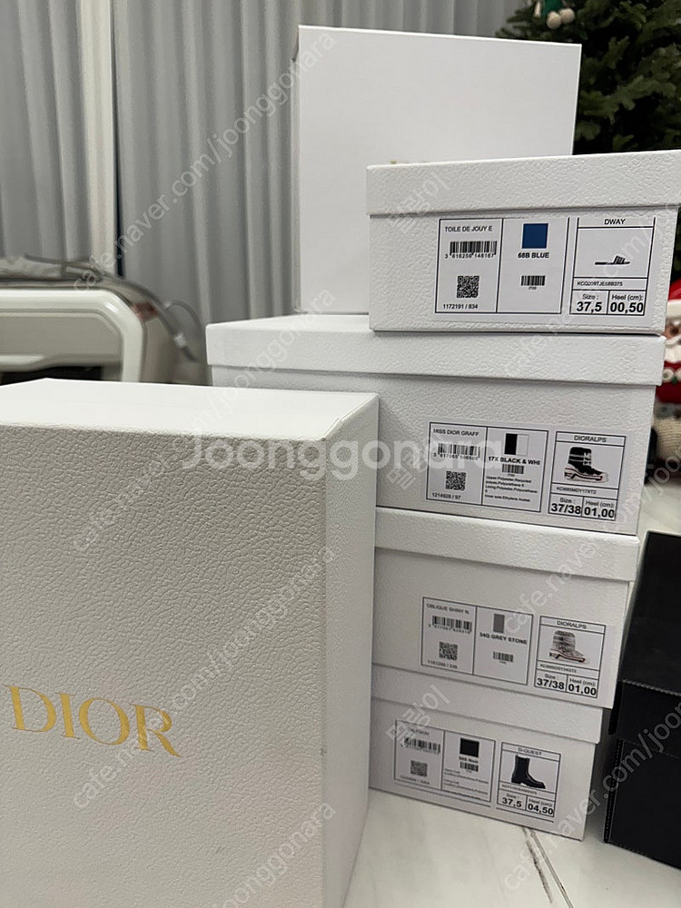 디올, 루이비통, 샤넬, 구찌, 프라다 등 선물박스 판...--2