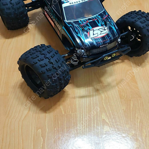 RC 1/8 몬스터트럭(샤크X)