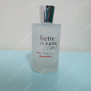 줄리엣 해즈 어 건 향수 2가지 낫어퍼퓸 수퍼 도즈, 바닐라 바이브 EDP 100ml 향수 Not A Perfume Superdose, Vanilla Vibes Juliette H