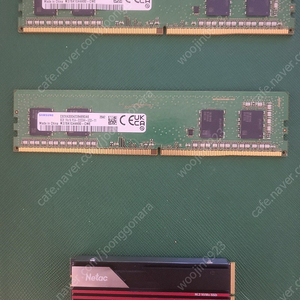 메모리 삼성 DDR4 8램X2=16(25000원), 네탁 NVME SSD 2TB(7만5천원)