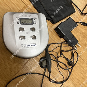 Sony CD Walkman D-E500 소니 CD 워크맨 컴팩트 휴대용 CD 플레이어 팝니다. (택포8.3만)