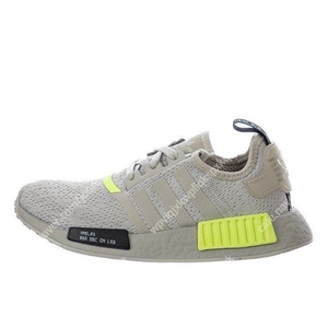 새상품)270-275 24만원 아디다스 nmd r1 부스트 쿠션 운동화 270 운동화 275 런닝화 270 런닝화 275 나이키 알파플라이3 에어포스 아식스 노바블라스트4 젤카야노