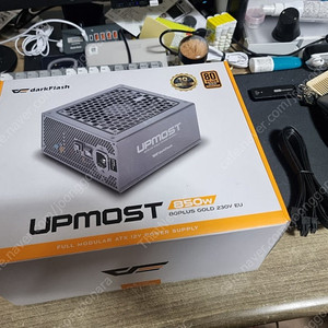 다크플래쉬 UPMOST 850W 파워 미개봉