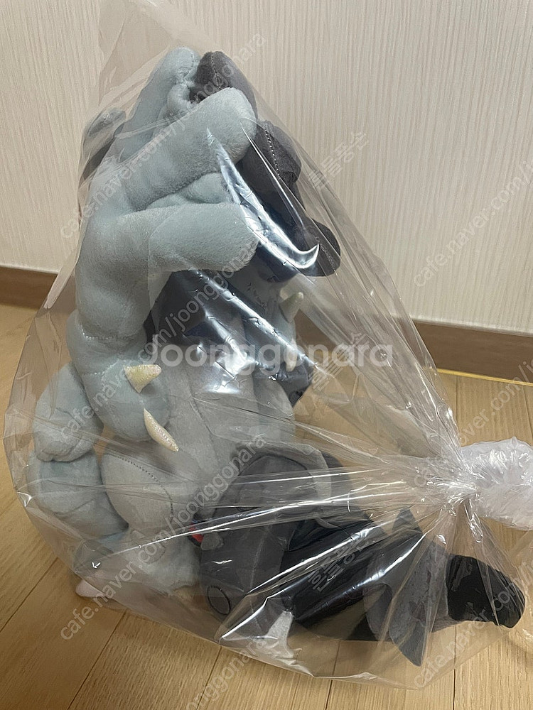 포켓몬스터 2012 블랙 큐레무 인형 포켓몬센터--2