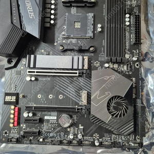 GIGABYTE X570 AORUS ELITE 메인보드 팝니다