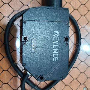 KEYENCE Laser Displacement Sensor 레이저 변위센서 LT-9030 / LT-9001 판매 합니다.