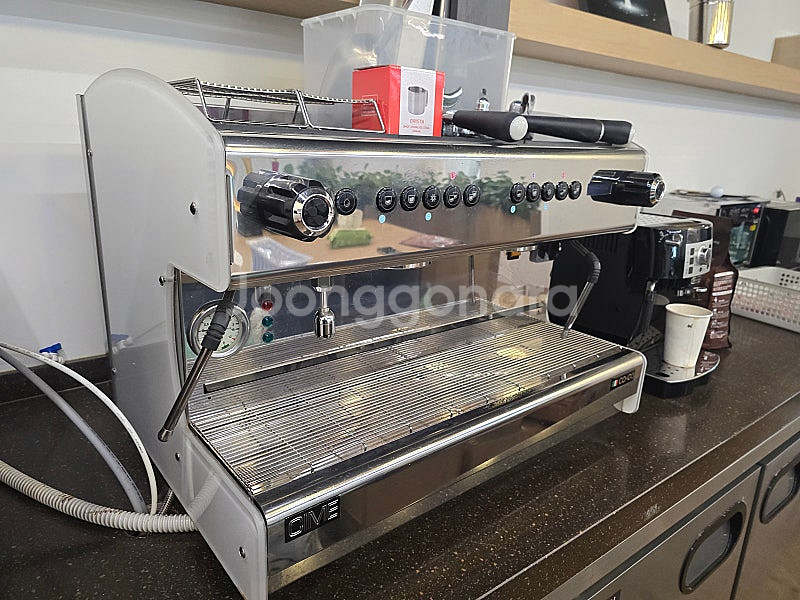 커피머신 씨메03 라이트2 그룹팝니다--4