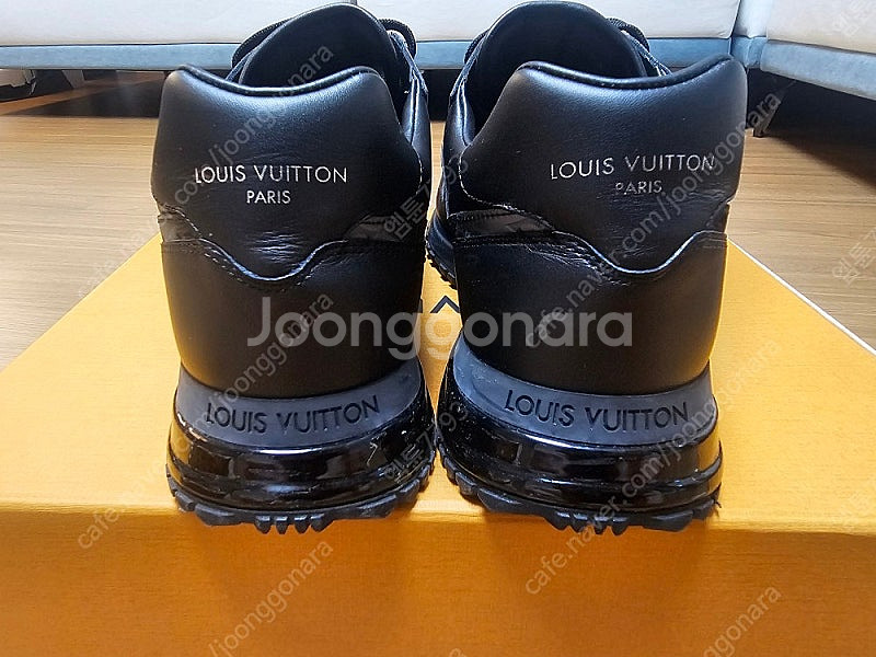 남성 루이비통 런 어웨이 스니커즈 신발 판매합니다.--4