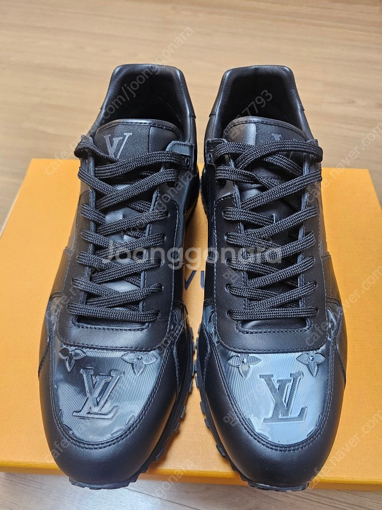 남성 루이비통 런 어웨이 스니커즈 신발 판매합니다.--6