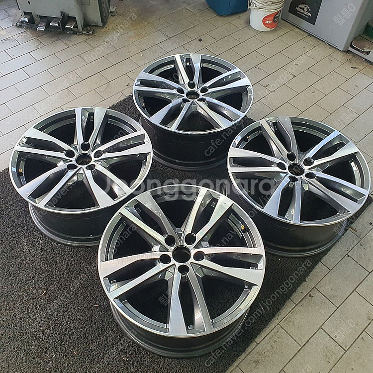 [ 정품 ] 아우디 A6 C8 45TDI 19인치 순정...--0