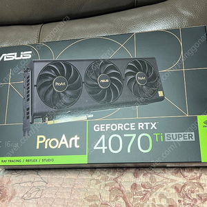 아수스 RTX 4070TI 슈퍼 프로아트