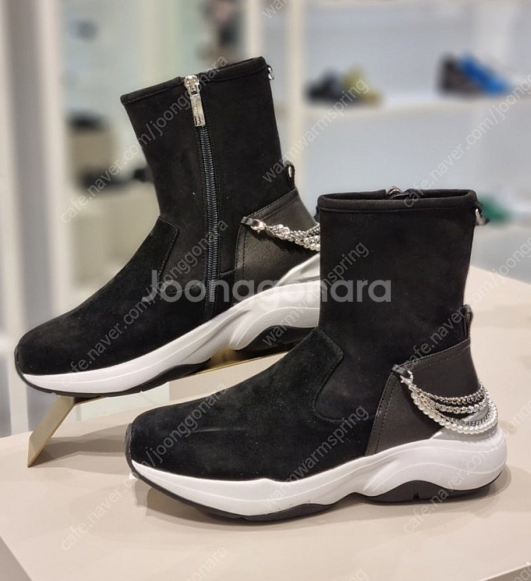 (새상품) 슈콤마보니 스니커즈 부츠 230 고세 바바라 탠디 세라 미소페--0