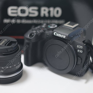 캐논 EOS R10 18-45mm KIT 박스풀셋 팝니다