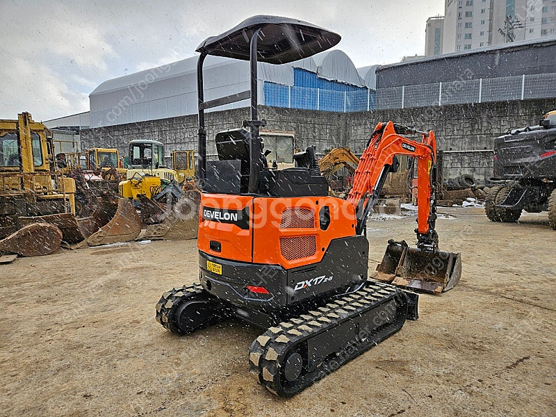 두산 DX17Z 7 2019년식 트랙신품 버켓3종 1.7톤급 미니 중고굴삭기 미니017--2