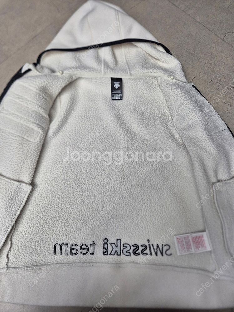 데상트 아우디 폴라폴리스150사이즈--1