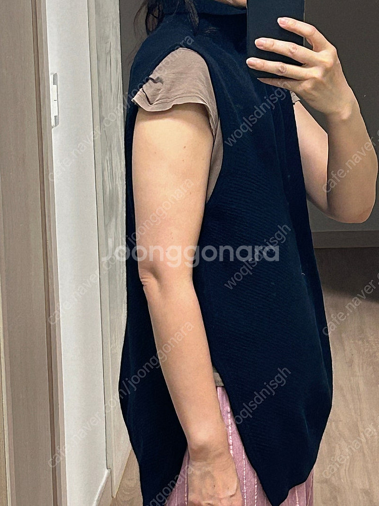 더캐시미어 캐시미어니트조끼팝니다--3