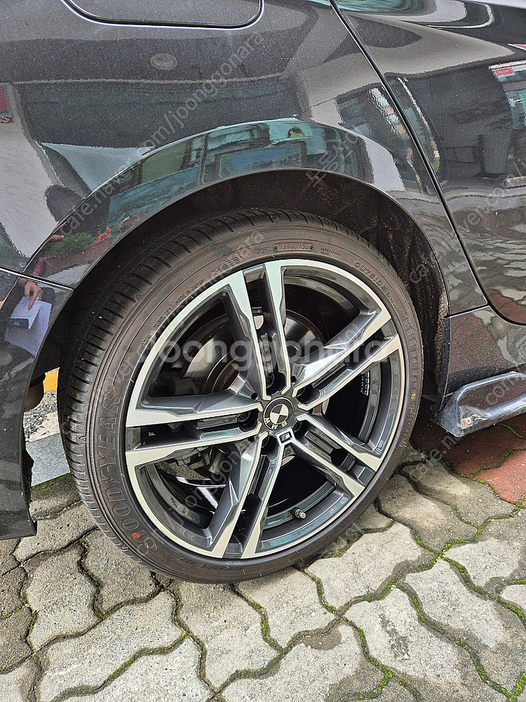 bmw 1,2시리즈 18인치 819m 휠타이어 팝니다.--0