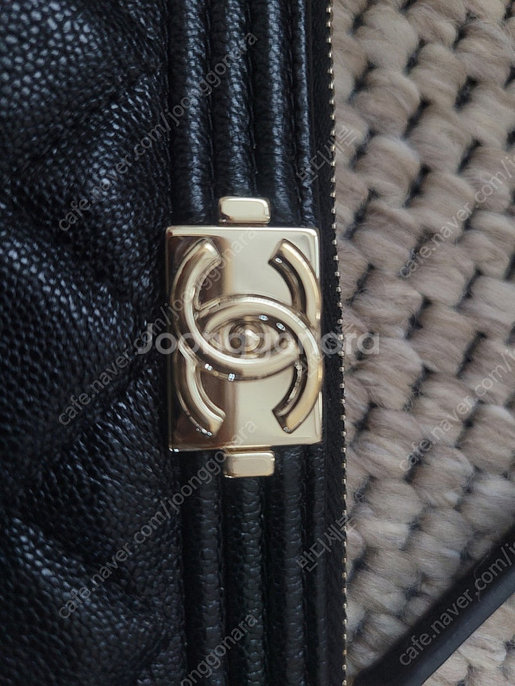 샤넬보이미니파우치--3