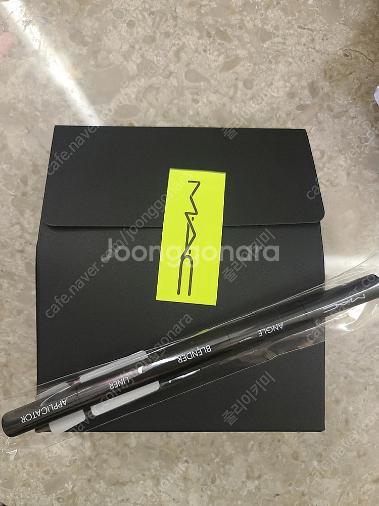 맥 NEW 커넥트 인 컬러 아이 섀도우 팔레트 브러쉬(...--0