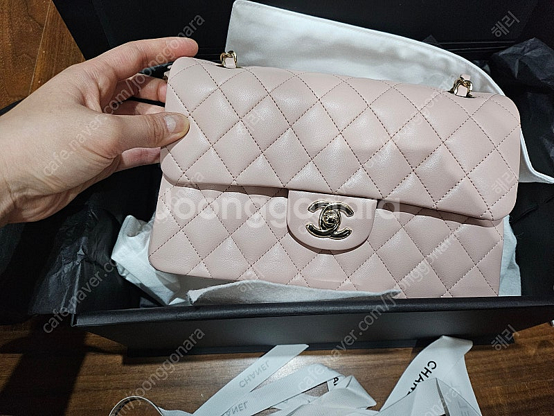 샤넬 클래식 스몰 : 라이트핑크 색상--0