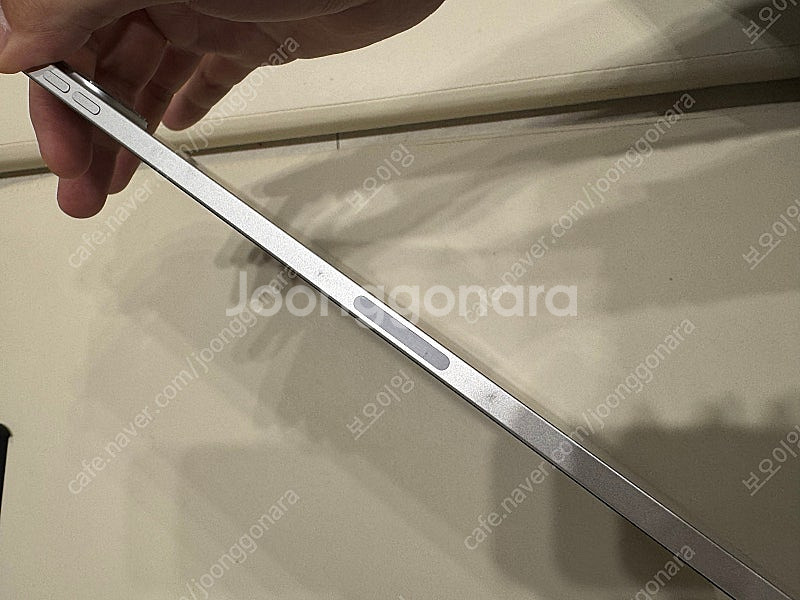 아이패드프로 12.9 m1 256기가 + 매직키보드 + 파우치--6