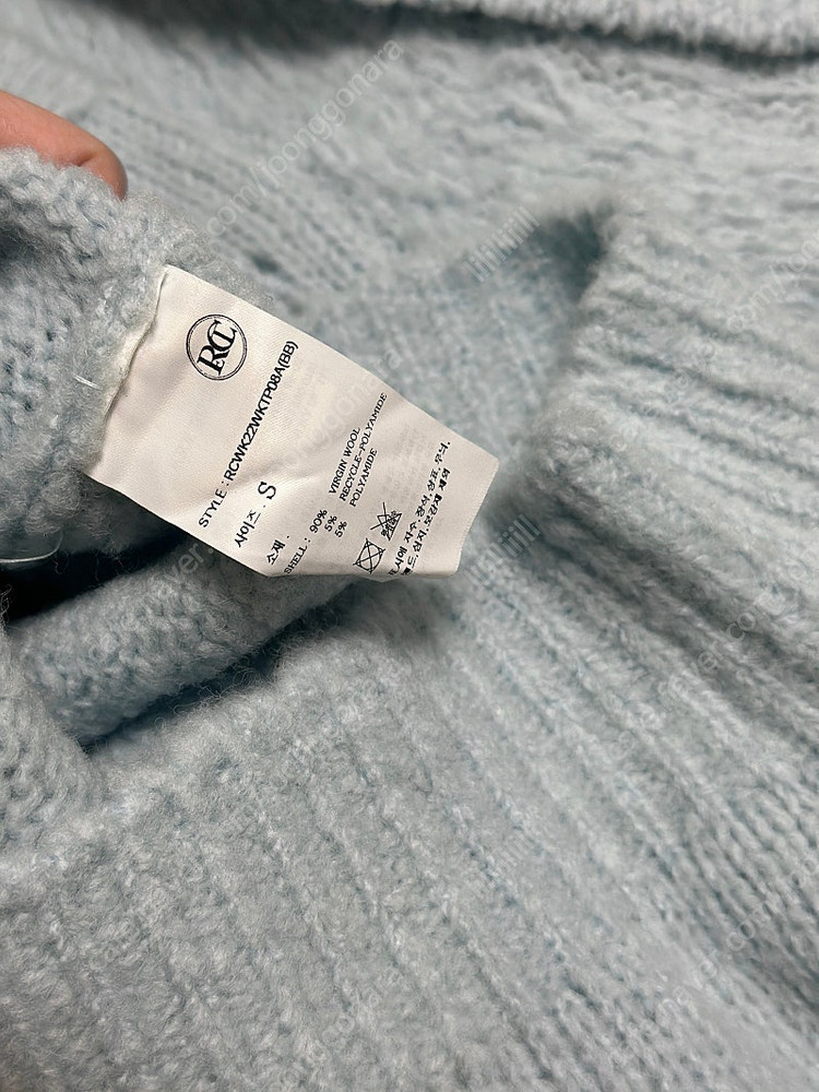 Recto 렉토 태연 니트 고야 버진 울 자카드 집 칼라 베이비 블루--9