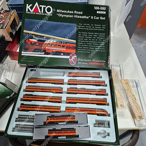 철도모형 n게이지 카토 kato n EMD f7a + f7b 밀워키 로드 올림피안 히와타 미주행 판매합니다