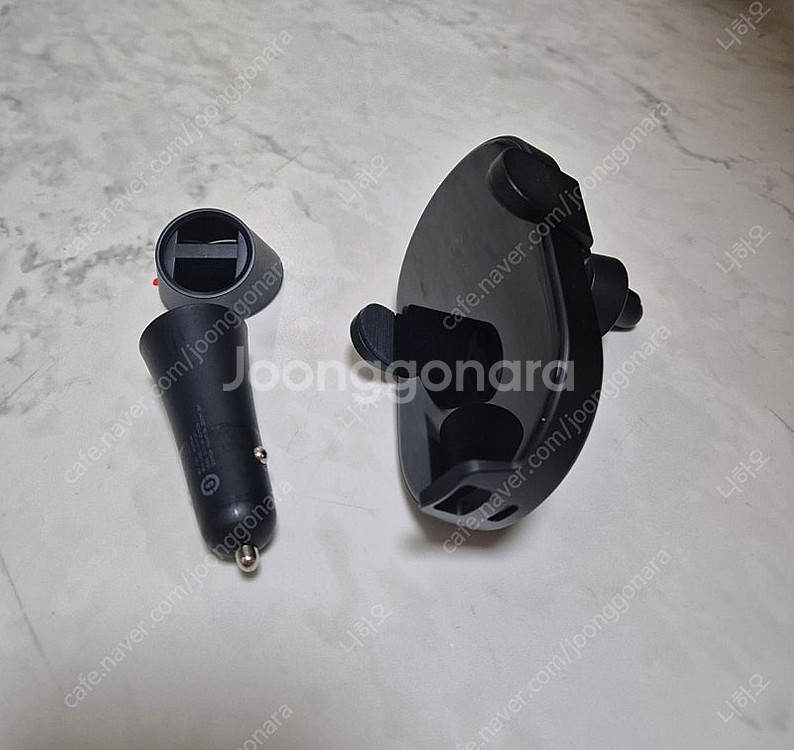 샤오미 무선 차량용 충전기--2