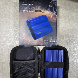 삼성 Portable SSD T7 Shield 외장 SSD 판매 (2TB & 4TB 파우치 포함)