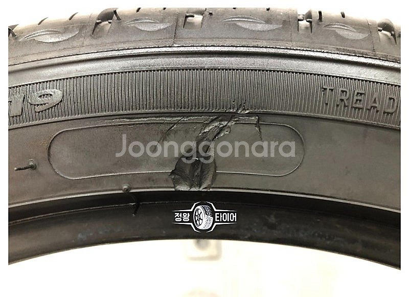 중고타이어 미쉐린 프라이머시 MXM4 245/40R19...--6