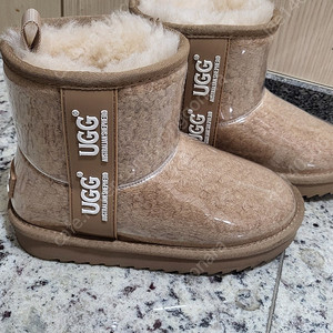 키즈어그 Ugg 195 chestnut