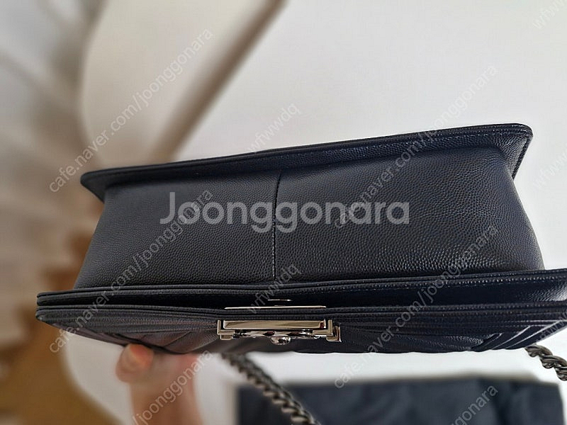 샤넬 보이백 쉐브론 캐비어--4
