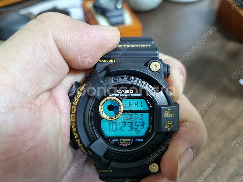 지샥 프로그맨 흑금 DW-8200B--1