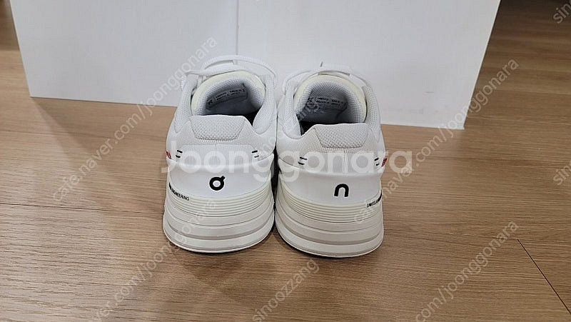 온러닝 더 로저 프로 Roger Pro 테니스화 팝니다 270--5