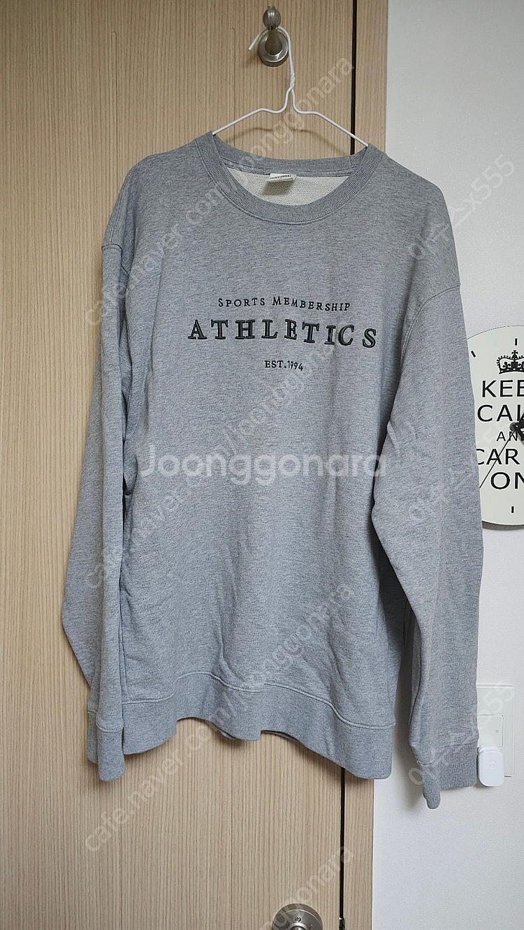 지오다노 남성 오버핏 그래픽 맨투맨 새제품--0