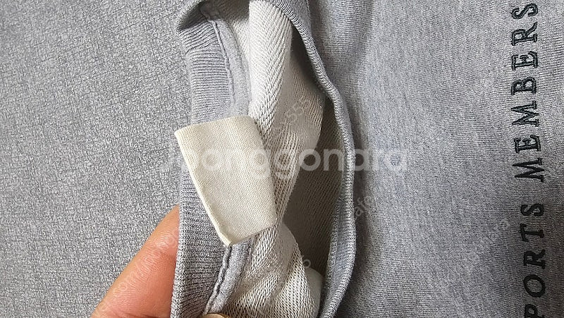 지오다노 남성 오버핏 그래픽 맨투맨 새제품--3