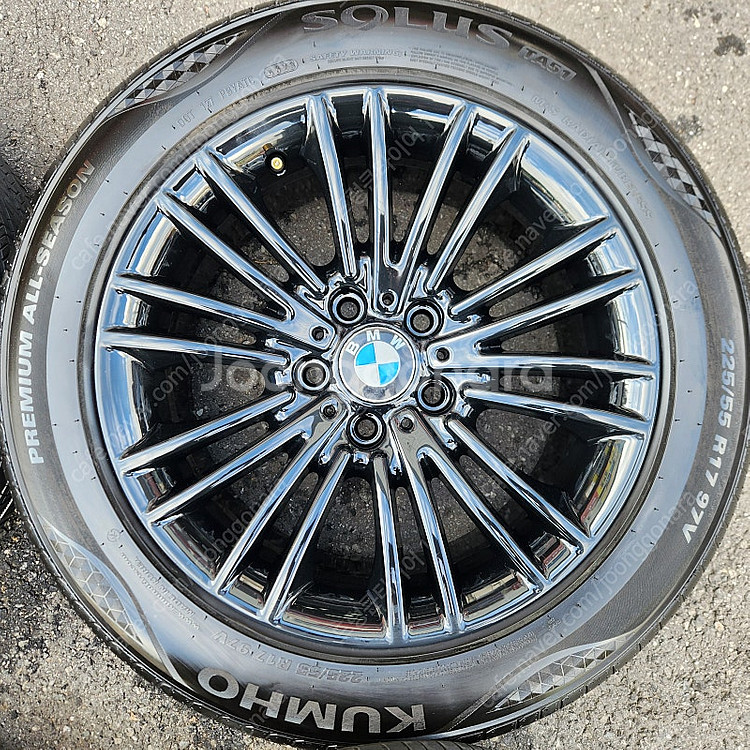 [판매] BMW 5시리즈 F바디 17인치 순정 휠타이어...--2